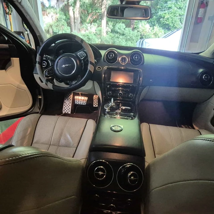 2011 Jaguar X351 XJ - Image 11 of 20