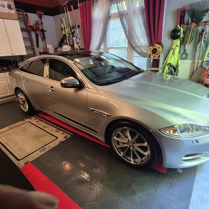 2011 Jaguar X351 XJ - Image 6 of 20