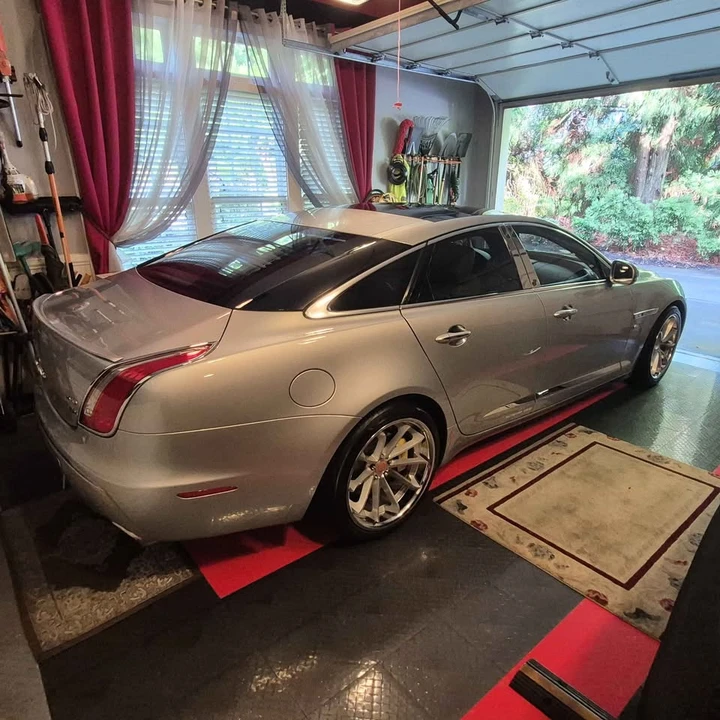2011 Jaguar X351 XJ - Image 7 of 20
