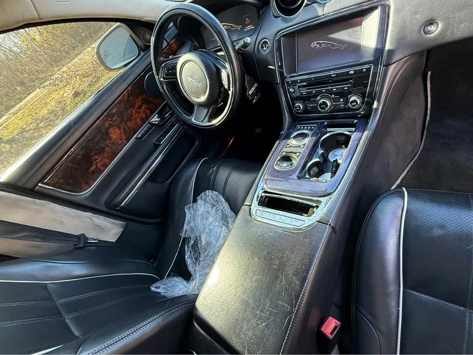 2011 Jaguar X351 XJ - Image 5 of 9