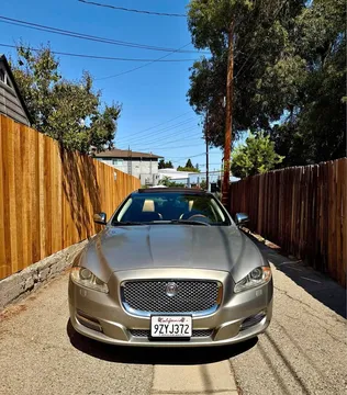 2011 Jaguar XJ Super V8 Sedan 4D