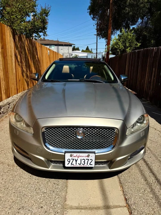 2011 Jaguar X351 XJ - Image 11 of 12