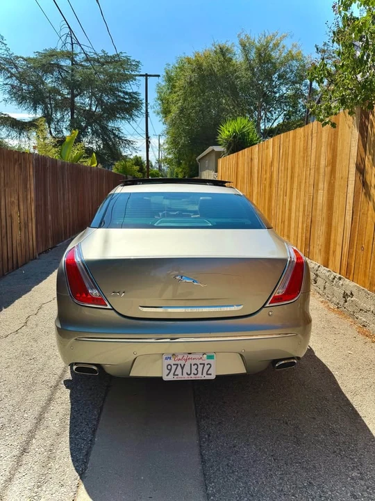 2011 Jaguar X351 XJ - Image 10 of 12