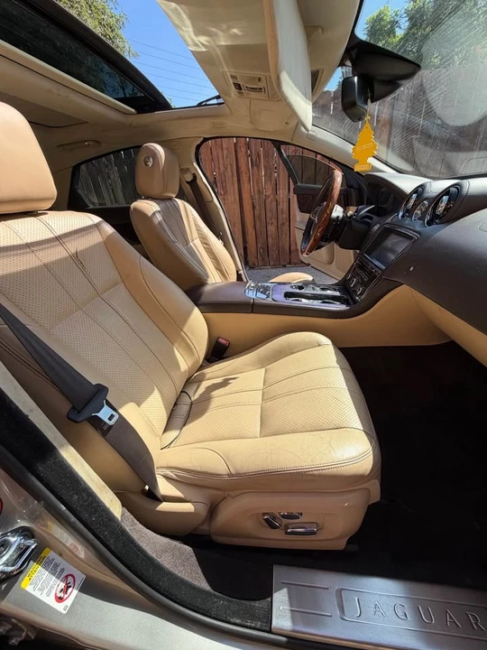 2011 Jaguar X351 XJ - Image 6 of 12