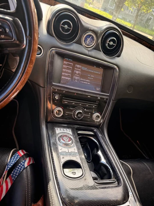 2011 Jaguar X351 XJ - Image 15 of 17