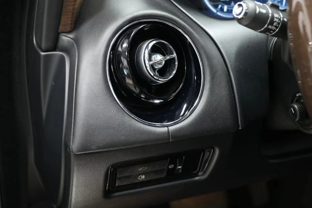 2011 Jaguar X351 XJ - Image 19 of 21