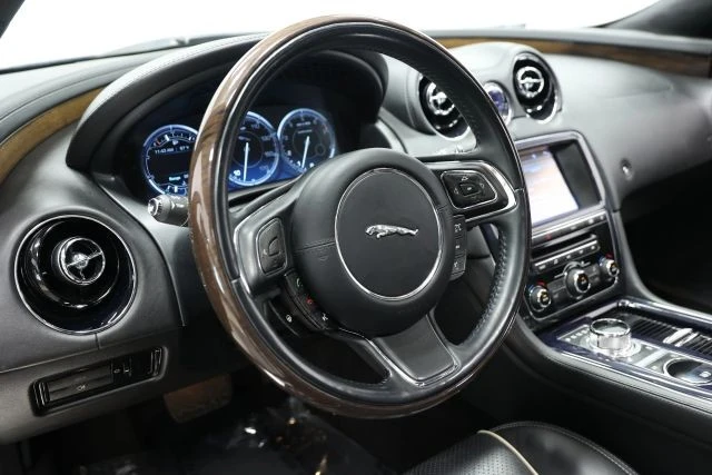 2011 Jaguar X351 XJ - Image 18 of 21
