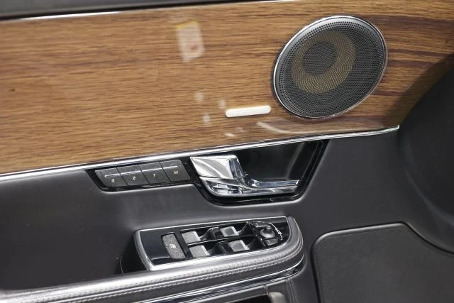 2011 Jaguar X351 XJR - Image 10 of 12
