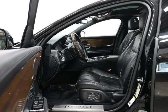 2011 Jaguar X351 XJR - Image 11 of 12
