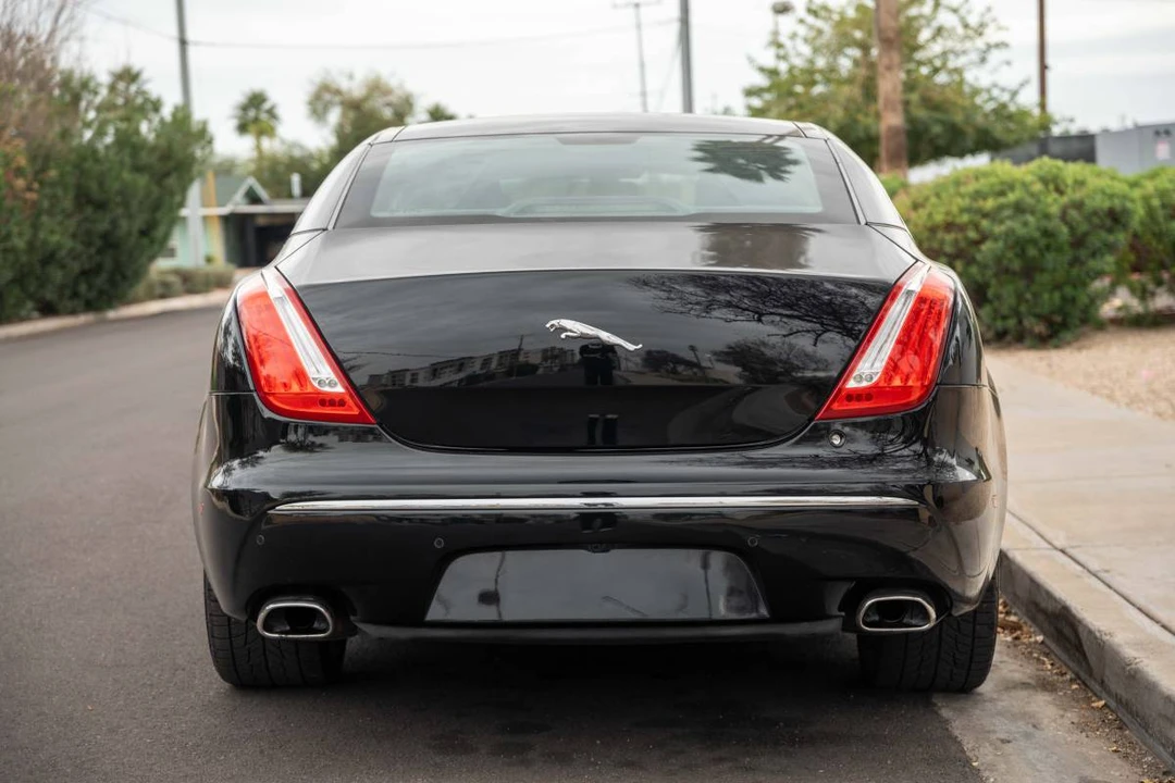 2011 Jaguar X351 XJ - Image 4 of 21