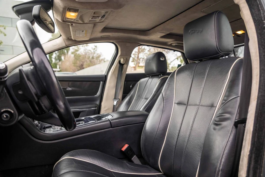 2011 Jaguar X351 XJ - Image 10 of 21