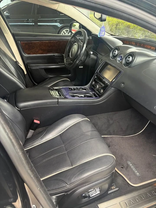 2011 Jaguar X351 XJ - Image 18 of 21