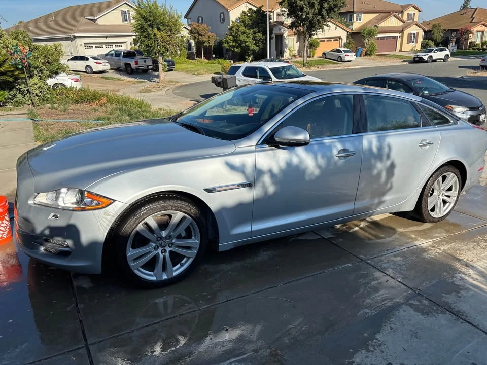 2011 Jaguar X351 XJ - Image 2 of 10