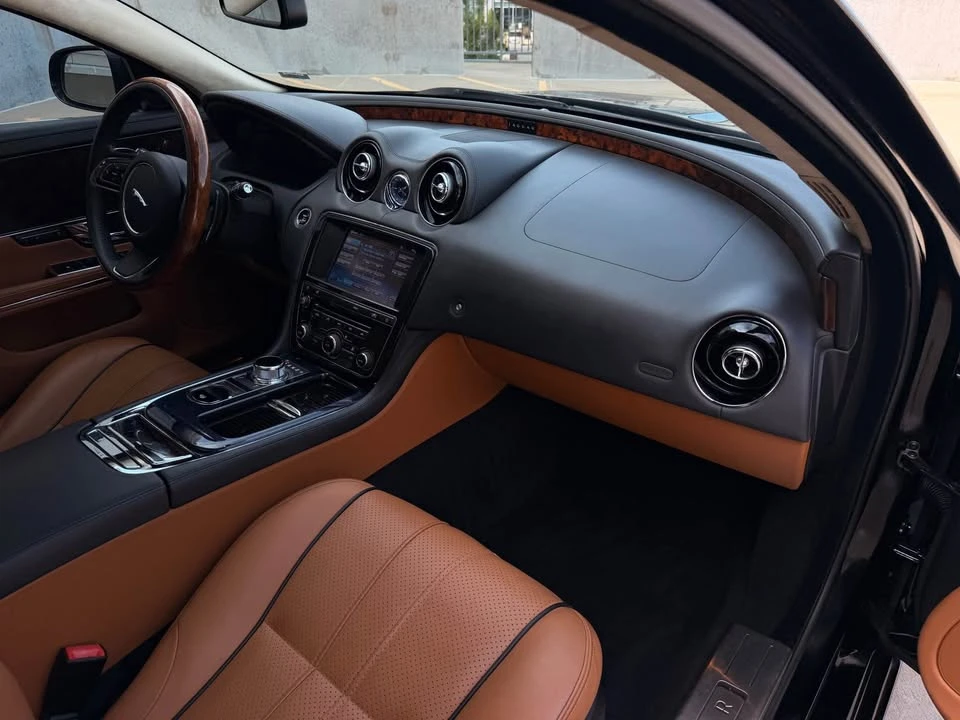 2011 Jaguar X351 XJ - Image 18 of 20