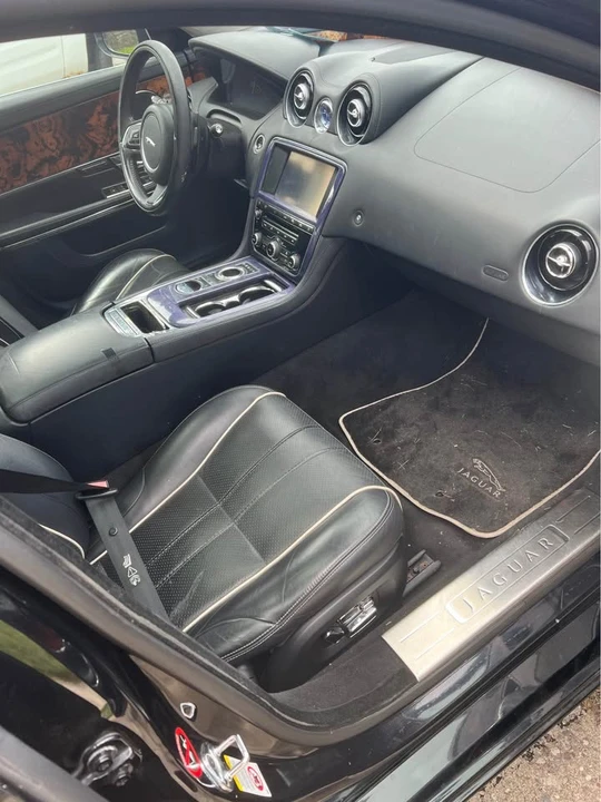 2011 Jaguar X351 XJ - Image 9 of 13