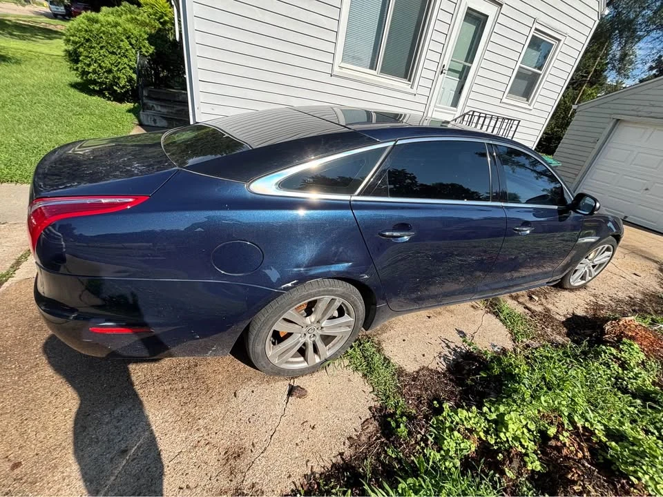 2011 Jaguar X351 XJ - Image 2 of 10