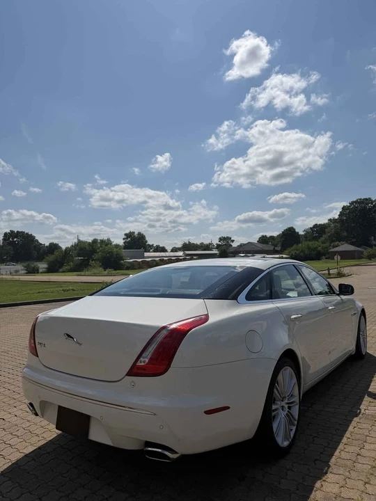 2011 Jaguar X351 XJ - Image 4 of 20