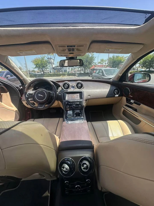 2011 Jaguar X351 XJ - Image 5 of 10