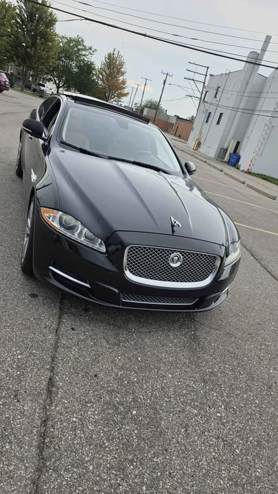 2011 Jaguar X351 XJ - Image 2 of 12