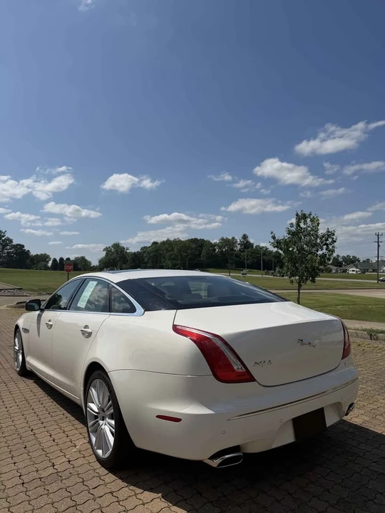 2011 Jaguar X351 XJ - Image 3 of 20