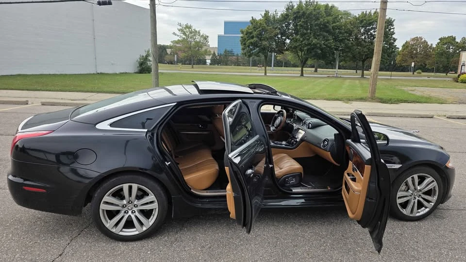 2011 Jaguar X351 XJ - Image 7 of 12