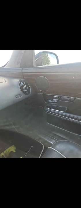 2011 Jaguar X351 XJ - Image 6 of 6