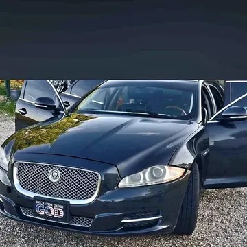 2011 Jaguar XJ XJL Supercharged Sedan 4D