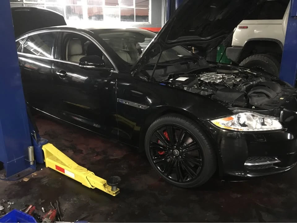 2011 Jaguar X351 XJ - Image 4 of 16