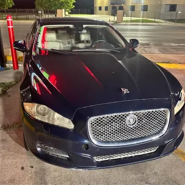 2011 Jaguar XJL Ultimate Sedan 4D