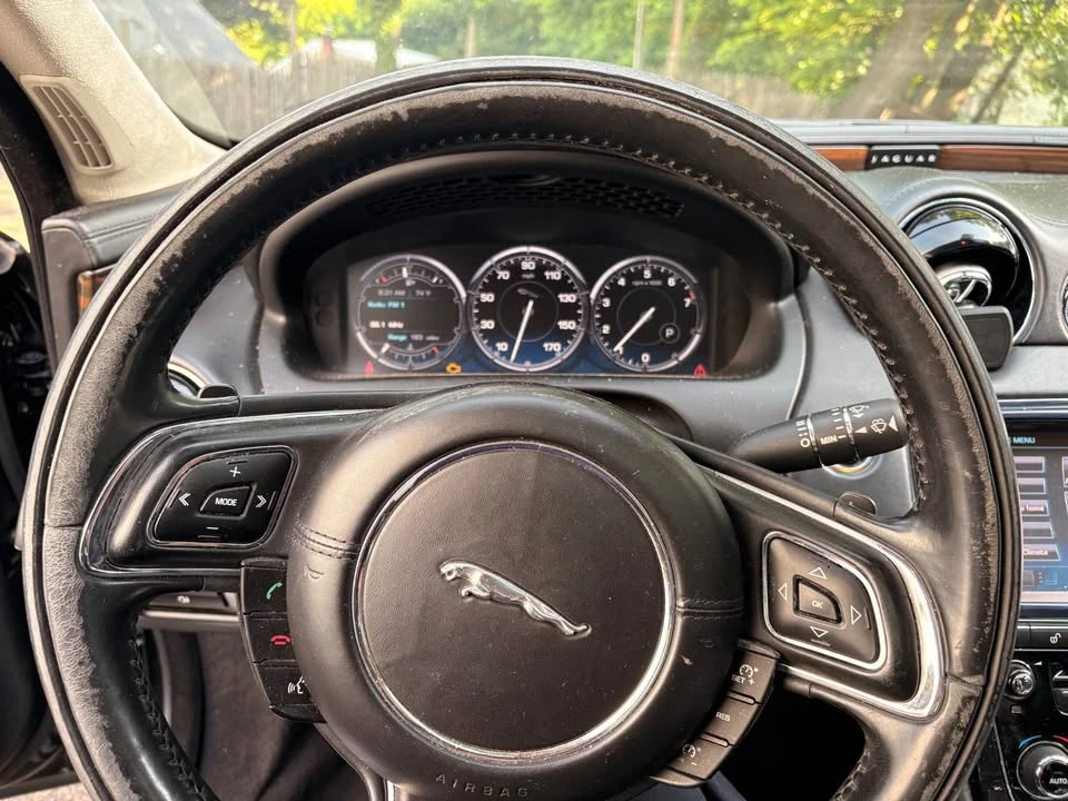 2011 Jaguar X351 XJ - Image 6 of 7