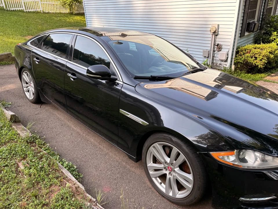 2011 Jaguar X351 XJ - Image 2 of 7