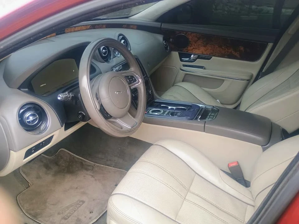 2011 Jaguar X351 XJ - Image 6 of 7