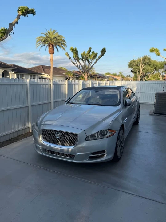 2011 Jaguar X351 XJ - Image 3 of 10