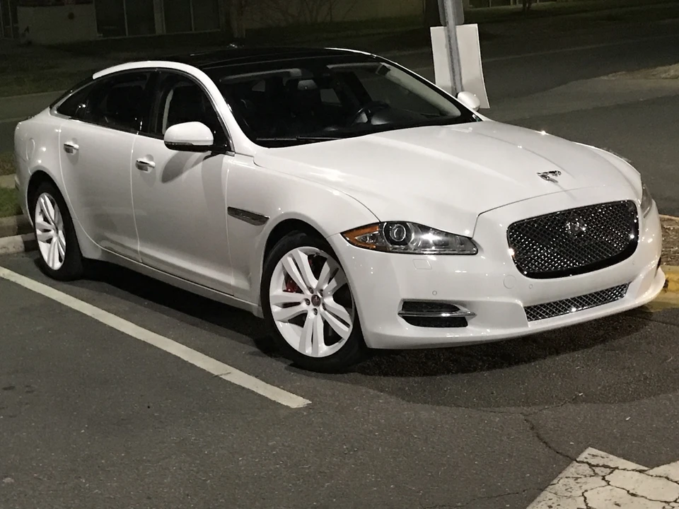2011 Jaguar X351 XJ - Image 3 of 12