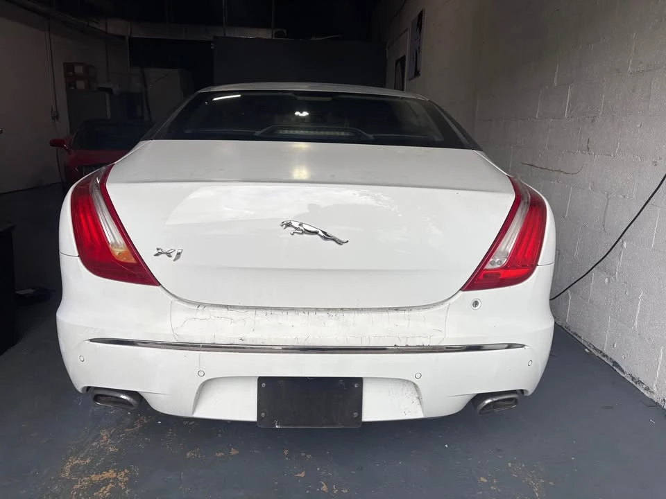 2011 Jaguar X351 XJ - Image 4 of 12