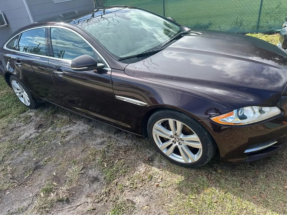 2011 Jaguar X351 XJ - Image 2 of 4