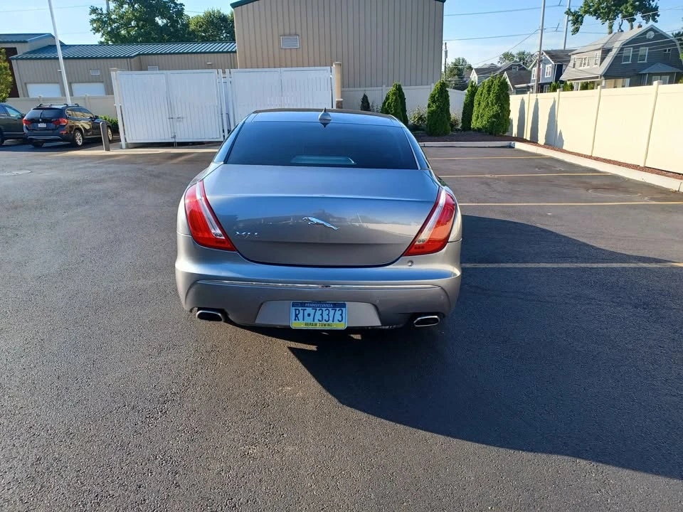 2011 Jaguar X351 XJ - Image 2 of 4