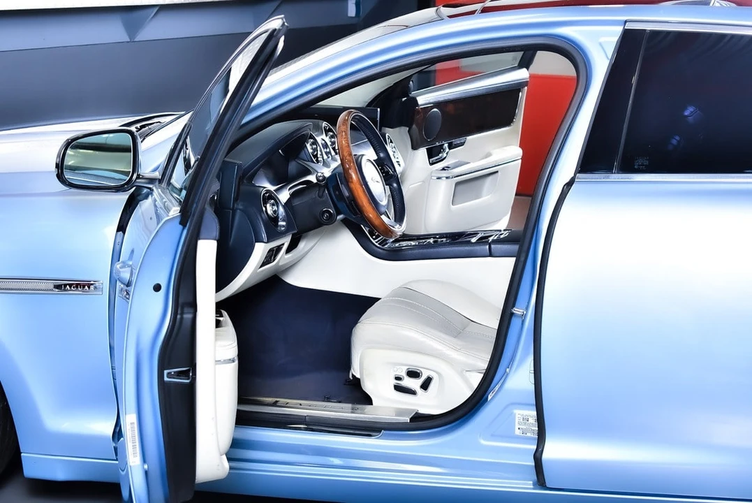 2011 Jaguar X351 XJ - Image 31 of 31