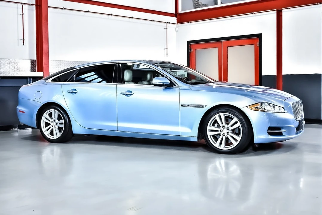 2011 Jaguar X351 XJ - Image 9 of 31