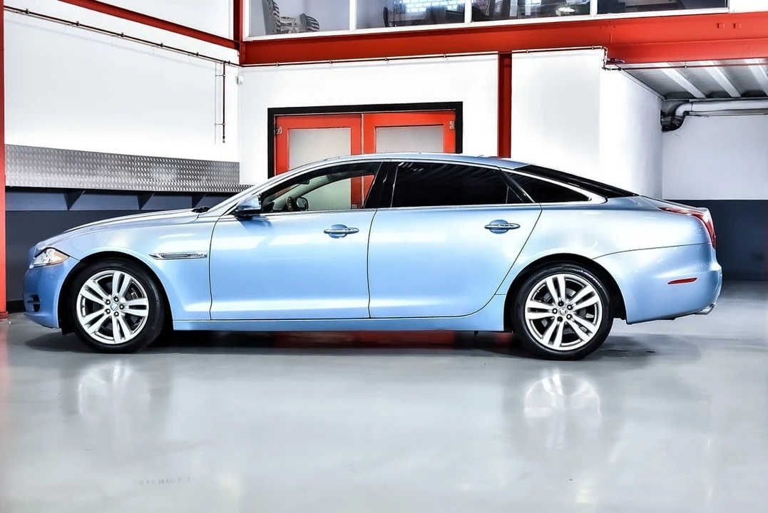 2011 Jaguar X351 XJ - Image 23 of 31