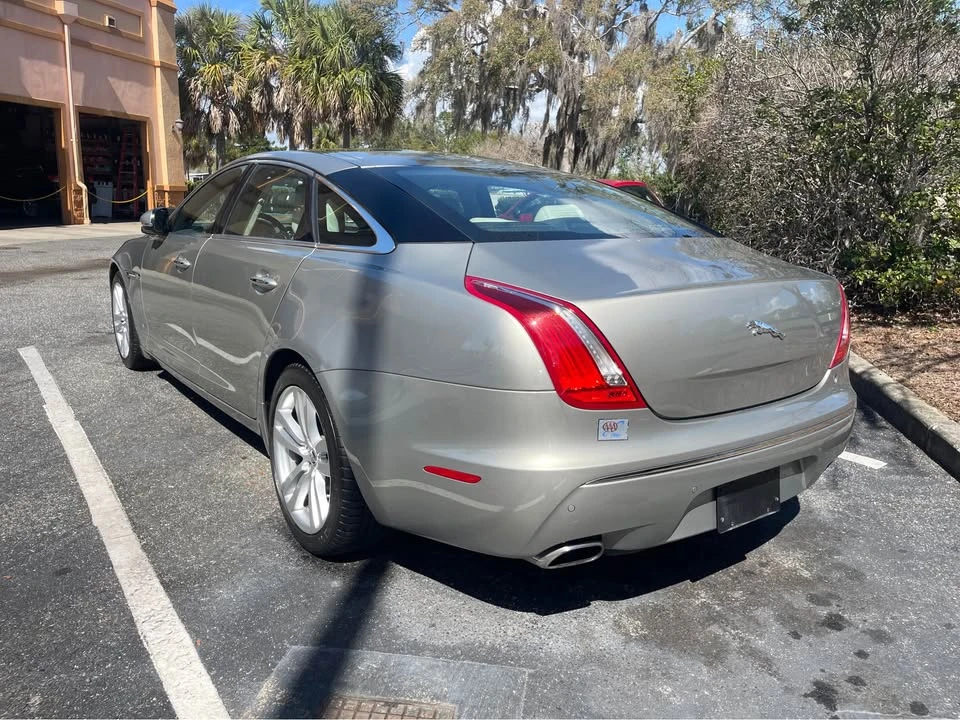 2011 Jaguar X351 XJ - Image 4 of 10