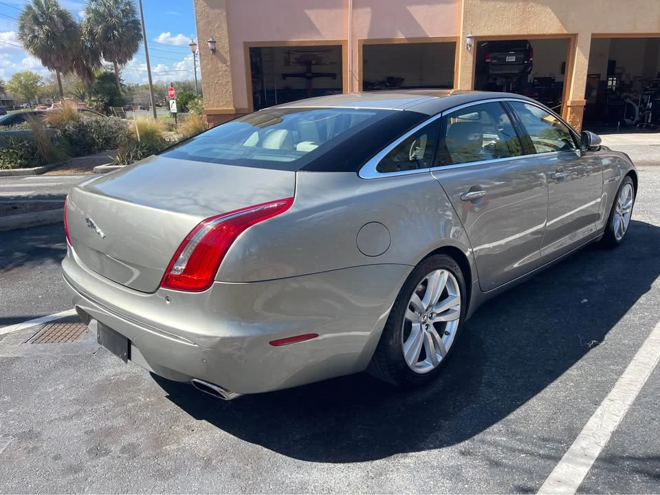 2011 Jaguar X351 XJ - Image 3 of 10