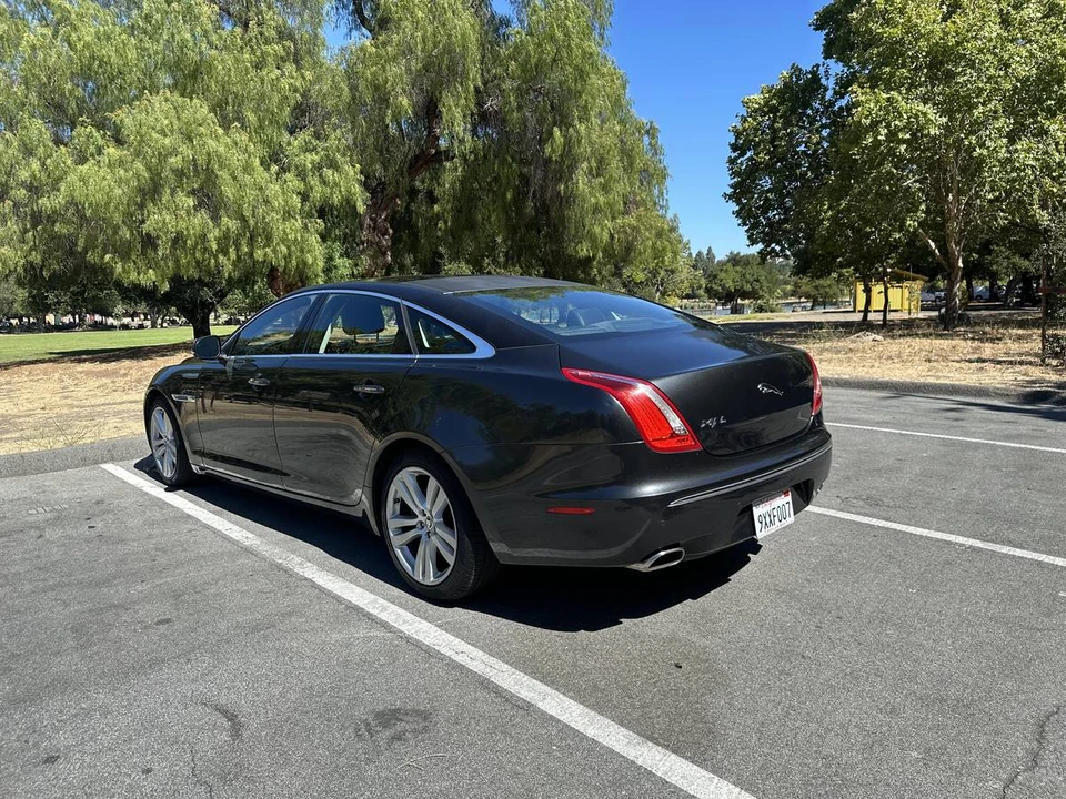 2011 Jaguar X351 XJ - Image 9 of 16