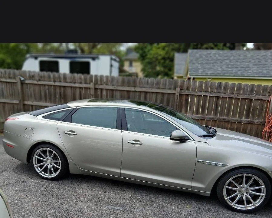 2011 Jaguar X351 XJ - Image 3 of 17