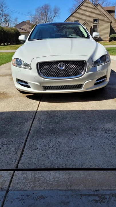 2011 Jaguar X351 XJ - Image 6 of 14