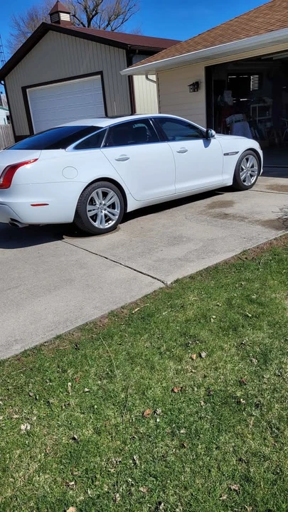 2011 Jaguar X351 XJ - Image 3 of 14