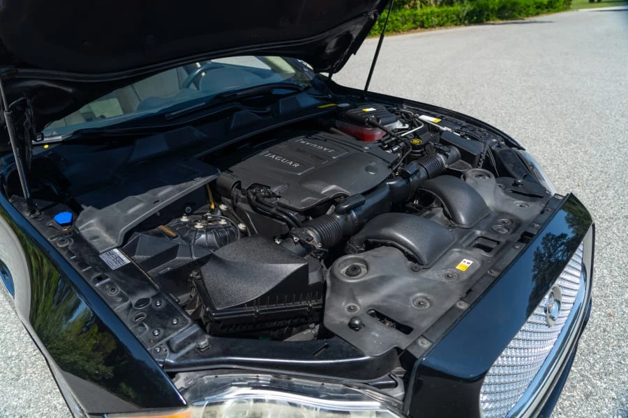 2011 Jaguar X351 XJ - Image 14 of 15