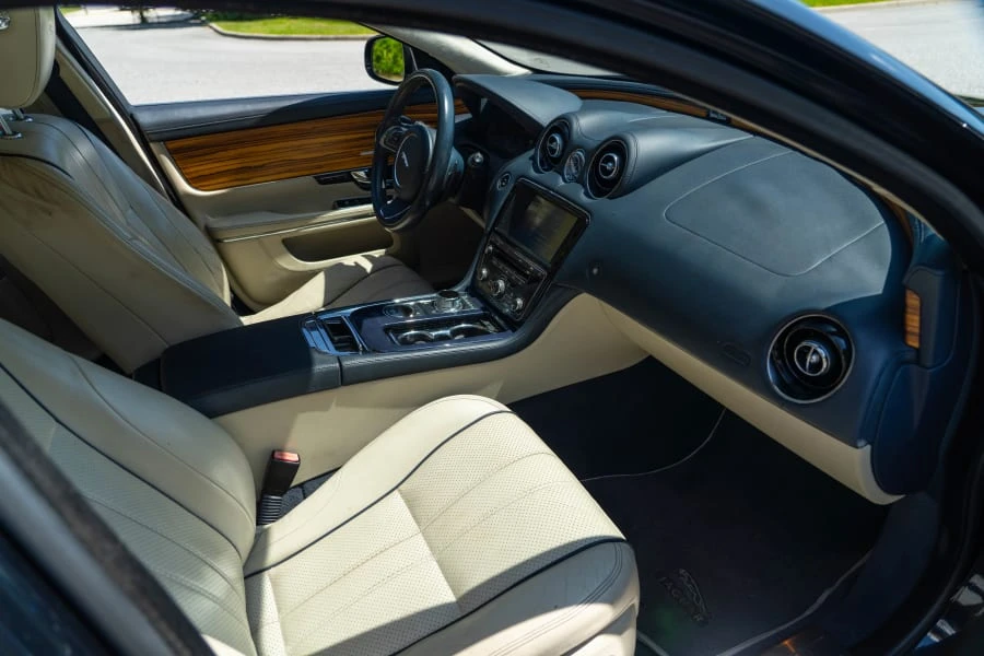 2011 Jaguar X351 XJ - Image 12 of 15
