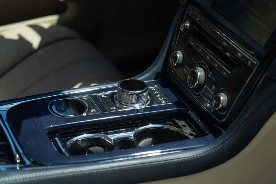 2011 Jaguar X351 XJ - Image 13 of 15