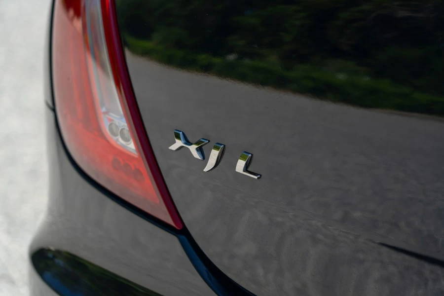 2011 Jaguar X351 XJ - Image 4 of 15